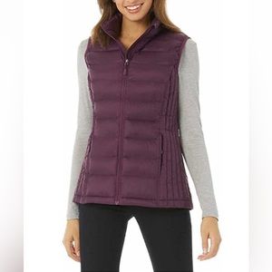 32 Degrees Womens Lightweight Warmth Vest Size S Beach Plum NWT